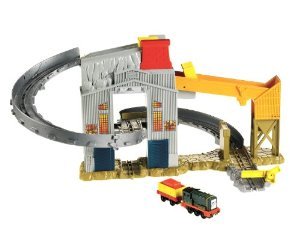 10006_thomas-friends-take-n-play-twist-tumble-cargo-drop.jpg