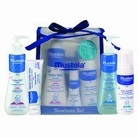 101204_mustela-newborn-gift-set.jpg