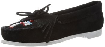 103972_minnetonka-women-s-thunderbird-moccasin.jpg