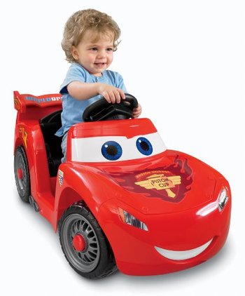 116602_power-wheels-disney-pixar-cars-2-lil-lightning-mcqueen-hudson-hornet-piston-cup.jpg