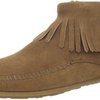 118629_minnetonka-women-s-concho-feather-side-zip-boot.jpg