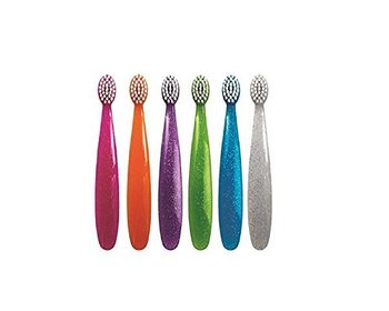 128480_radius-totz-toothbrush-for-18-months-extra-soft-bristles-assorted-colors-pack-of-3.jpg