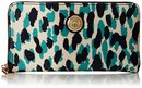 150055_tommy-hilfiger-th-signature-large-zip-wallet-posy-navy-one-size.jpg