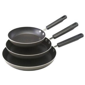 151689_farberware-aluminum-nonstick-8-inch-10-inch-and-11-inch-dishwasher-safe-skillet-triple-pack.jpg