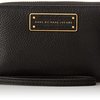 152804_marc-by-marc-jacobs-too-hot-to-handle-wingman-small-good-wallet.jpg