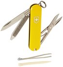 154029_victorinox-swiss-army-classic-sd-pocket-knife-yellow.jpg