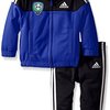 157040_adidas-baby-boys-motion-set.jpg