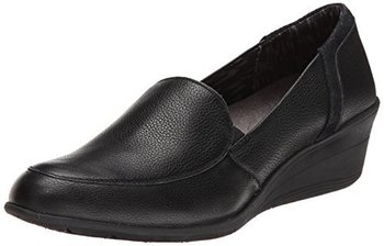 164060_hush-puppies-women-s-lulu-ware-slip-on-loafer-black-leather-7-m-us.jpg