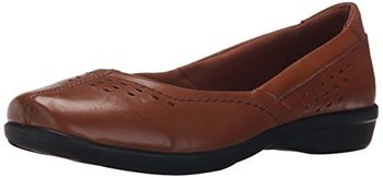 164759_clarks-women-s-haydn-shipper-flat-tan-leather-7-m-us.jpg