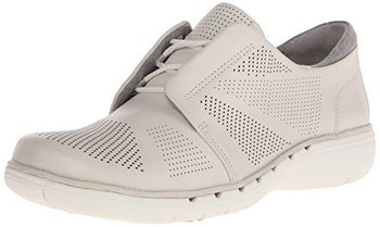 166633_clarks-women-s-un-voltra-walking-shoe-white-leather-6-5-w-us.jpg