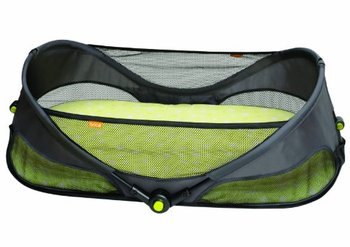 20905_brica-fold-n-go-travel-bassinet.jpg