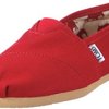 2105_toms-women-s-canvas-slip-on.jpg