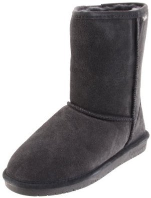 3658_bearpaw-women-s-emma-short-boot.jpg