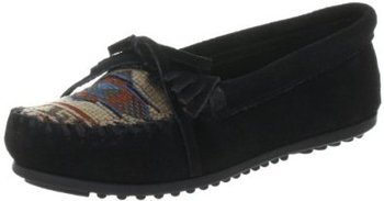 4021_minnetonka-women-s-470k-moccasin.jpg