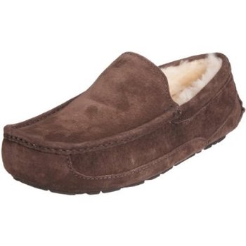 4139_ugg-australia-men-s-ascot-slippers.jpg