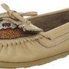 5130_minnetonka-women-s-beaded-kilty-moccasin.jpg