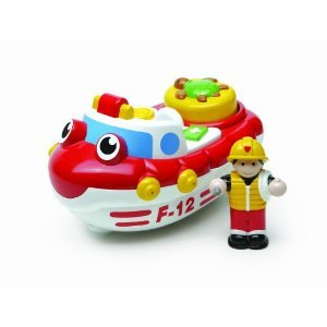 6582_wow-fireboat-felix-water-play-boat-2-piece-set.jpg